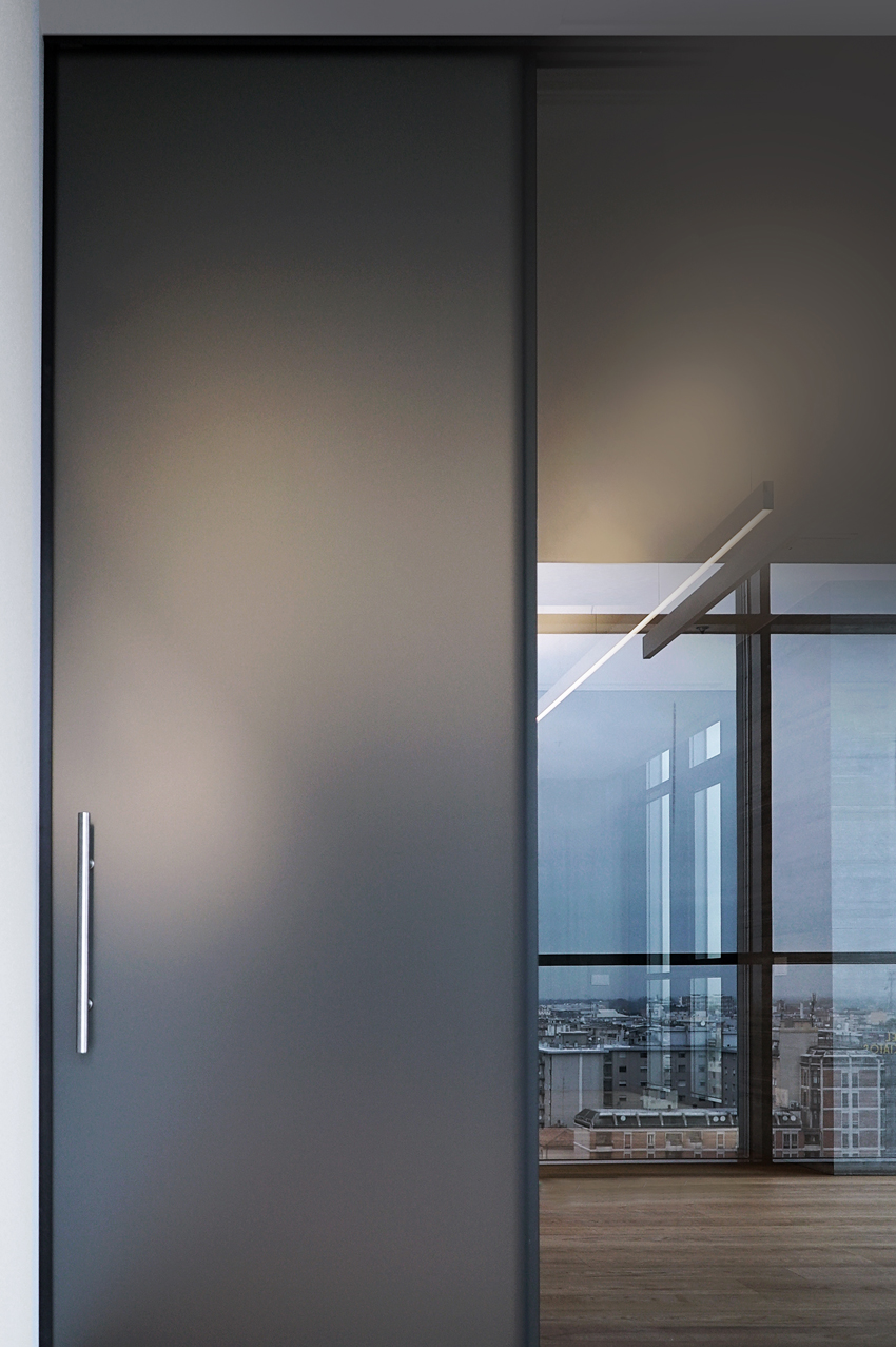 Autmind parete 6030 con smoked & mirrored Grass